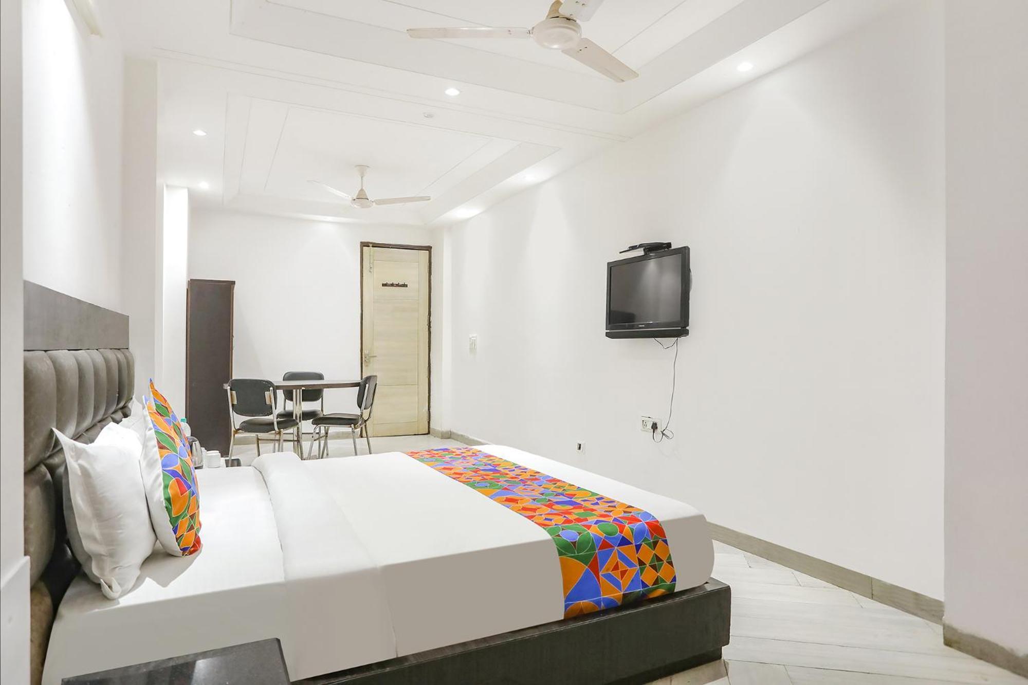 Fabexpress Lotus Palace New Delhi Eksteriør bilde