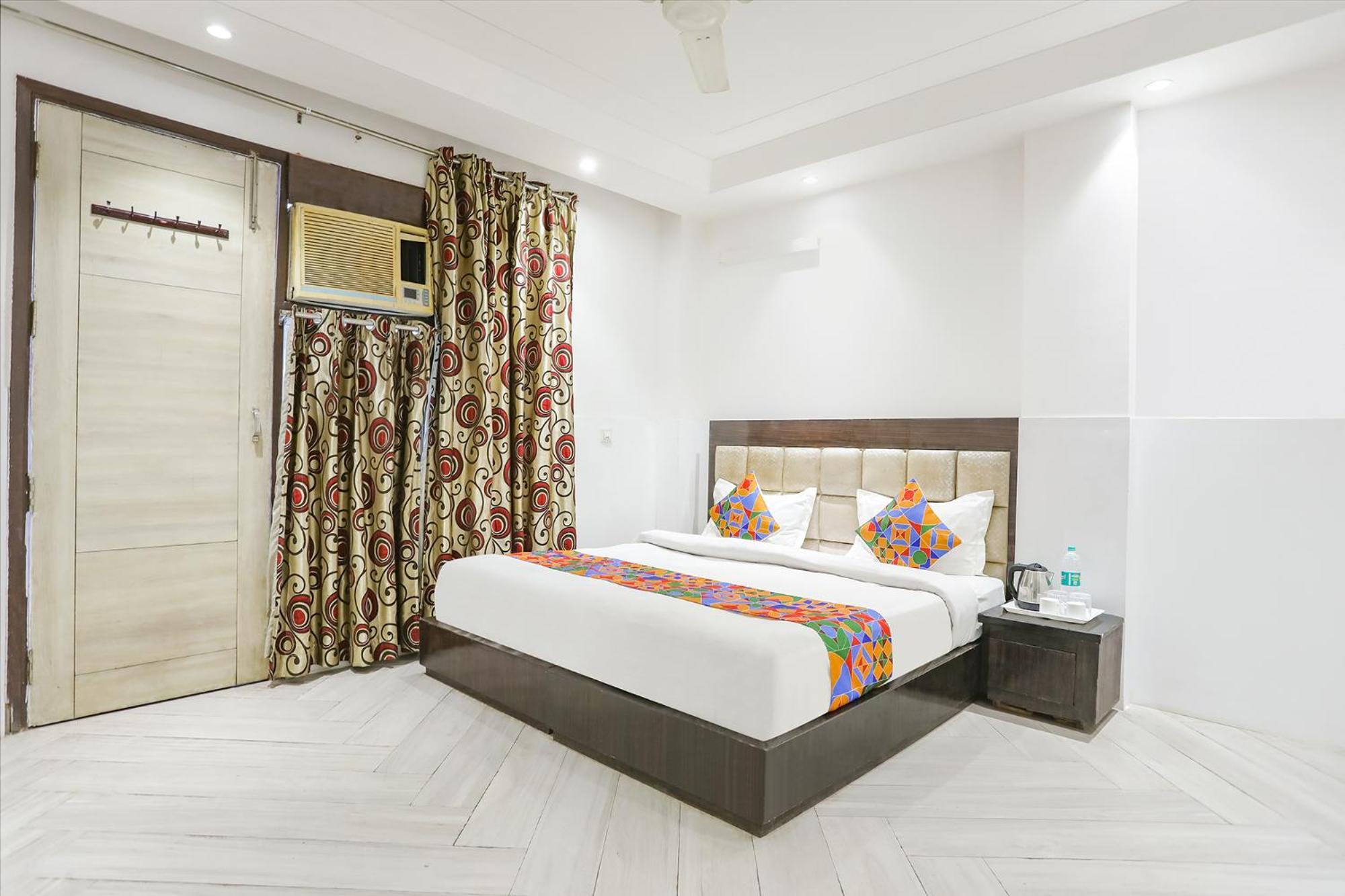 Fabexpress Lotus Palace New Delhi Eksteriør bilde